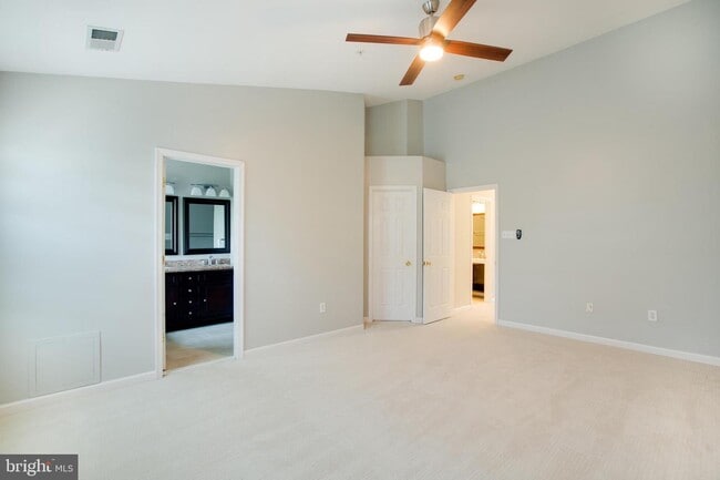 Building Photo - 6032 Signal Flame Ct