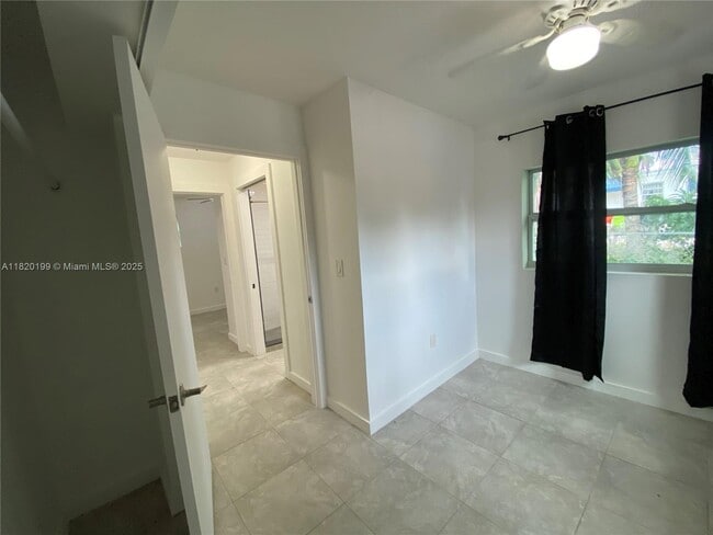 Building Photo - 1351 NW 45th St