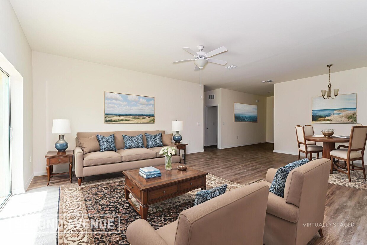Foto principal - 1654 Russellville St