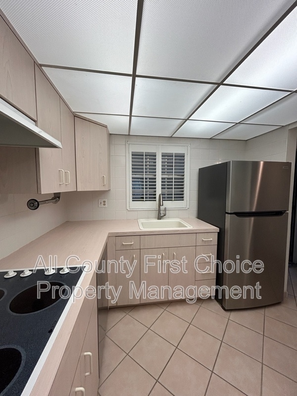 Building Photo - 10540 77th Terrace