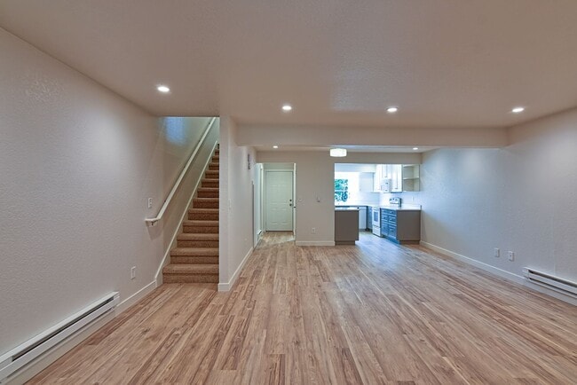 Foto del edificio - Stylishly Remodeled Condo in Prime Center Park Location