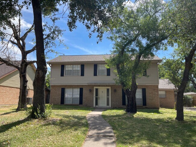 Foto del edificio - SUBLEASE - Bryan - 4 Bedroom - 2 bath - 2 ...