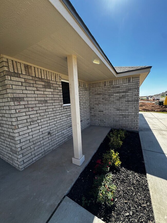 Foto del edificio - New construction!!! Beacon Pointe 3/2/2