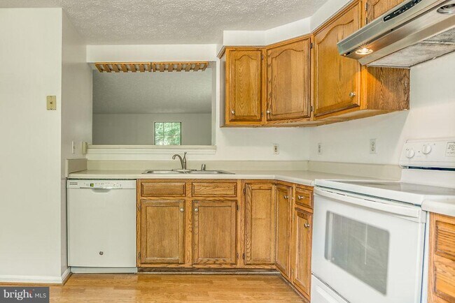 Foto del edificio - 13900 Winding Ridge Ln