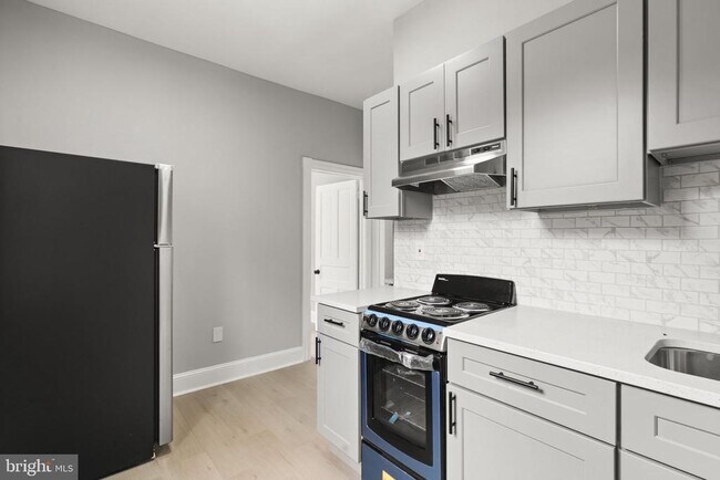 Foto del edificio - 216 Collingdale Ave