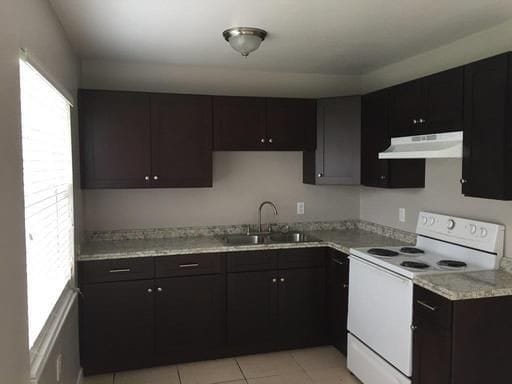 Building Photo - 5017 Elese St