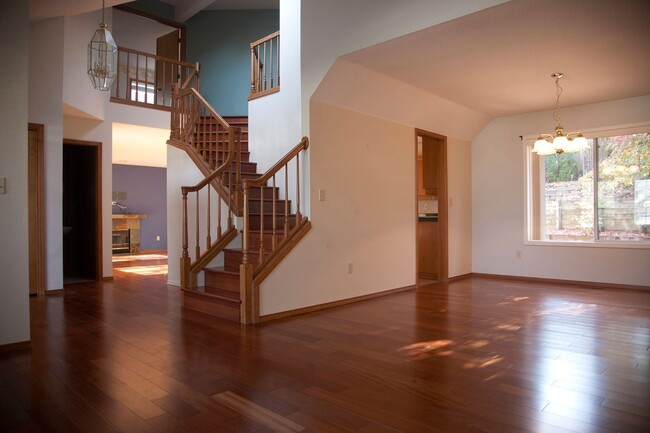 Foto del edificio - Gorgeous Beaverton home available with att...