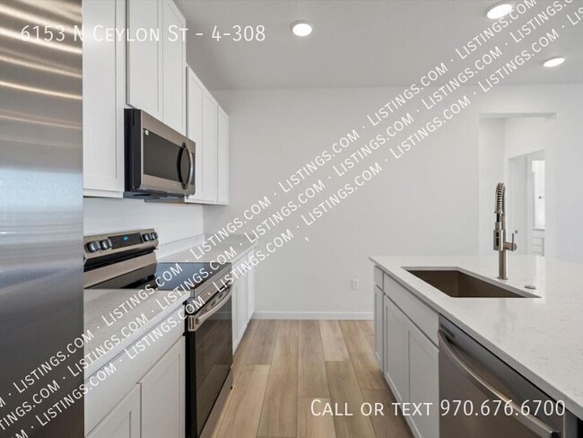 Foto del edificio - 6153 N Ceylon St