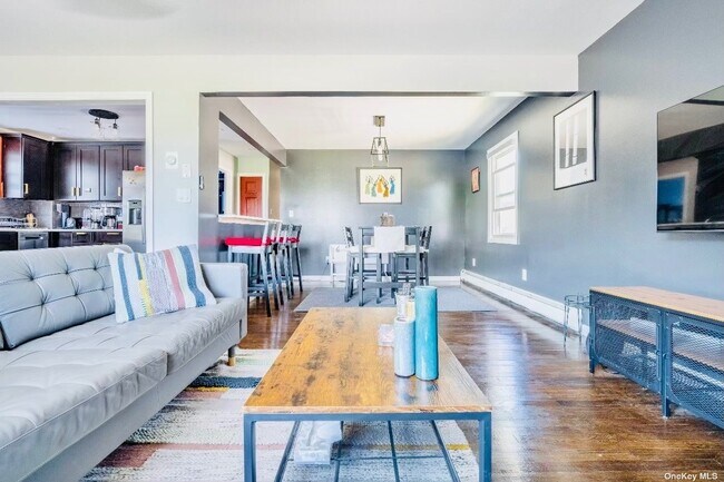 Foto del edificio - 321 B 46 St