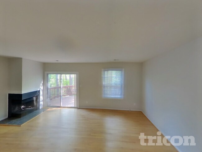 Foto del edificio - 337 Wye Mill Ct