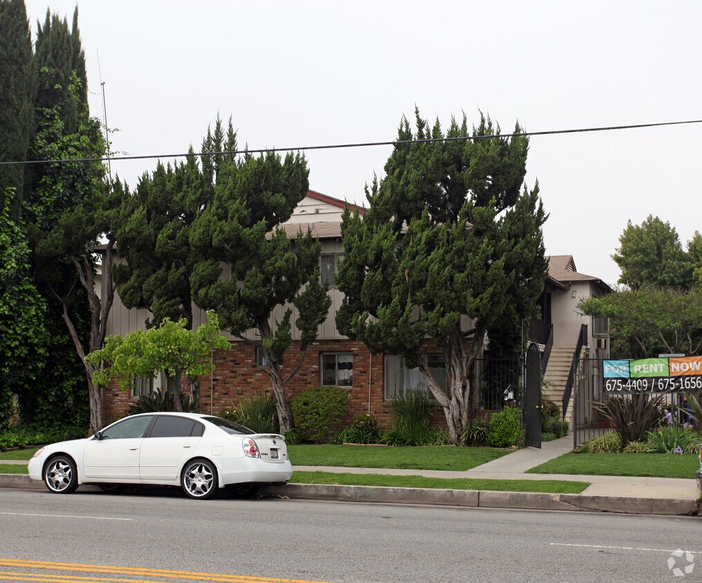 Foto principal - Lindley Courtyard Apartments