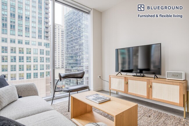 Foto del edificio - 8 E Huron St