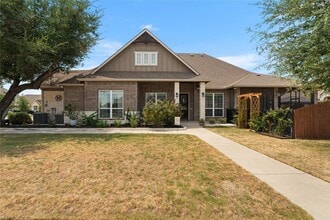 Building Photo - 1400 Horizon View Dr