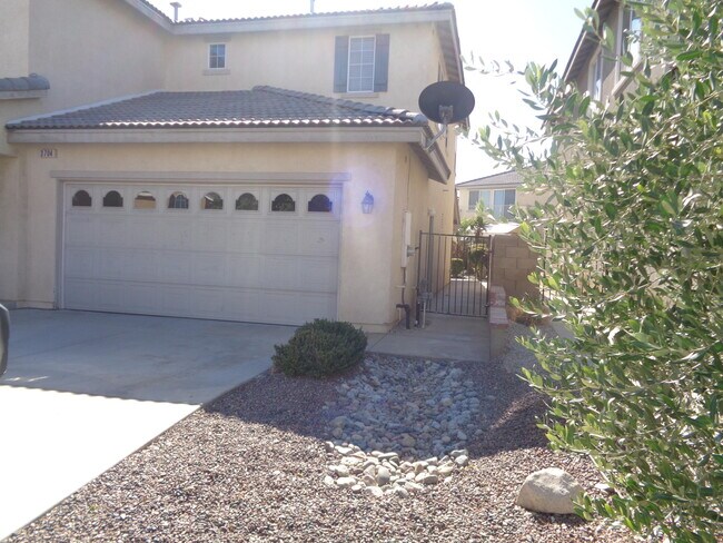Building Photo - 3704 Tournament Dr