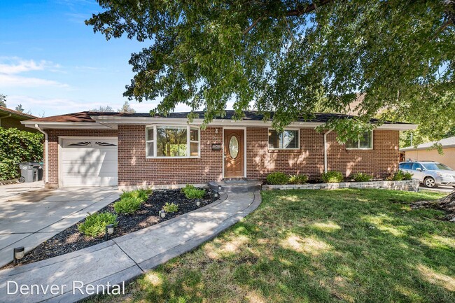 Building Photo - 3 br, 3 bath House - 308 Iowa Dr