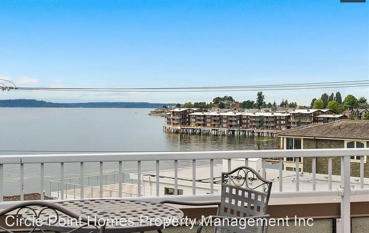 Foto principal - 1 br, 1 bath House - 4004 Beach Drive SW #201