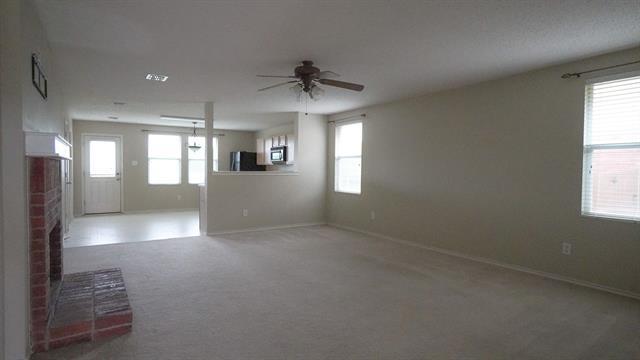 Foto del edificio - 5929 Thoroughbred Trail