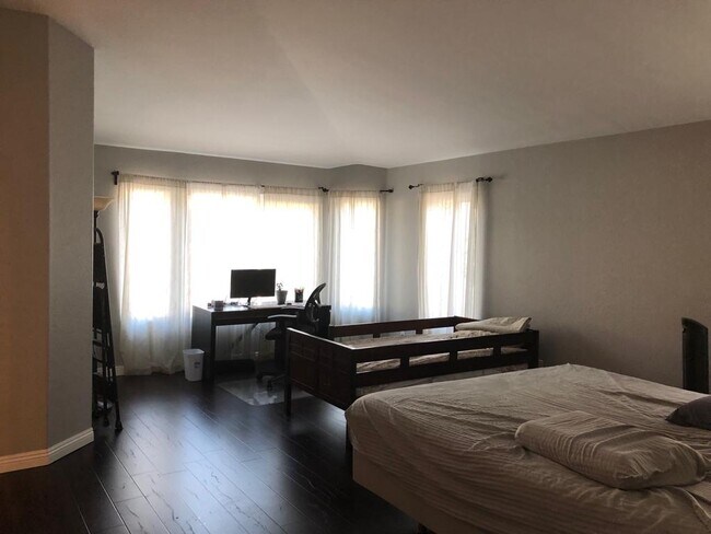 Foto del edificio - 12454 Cavallo St