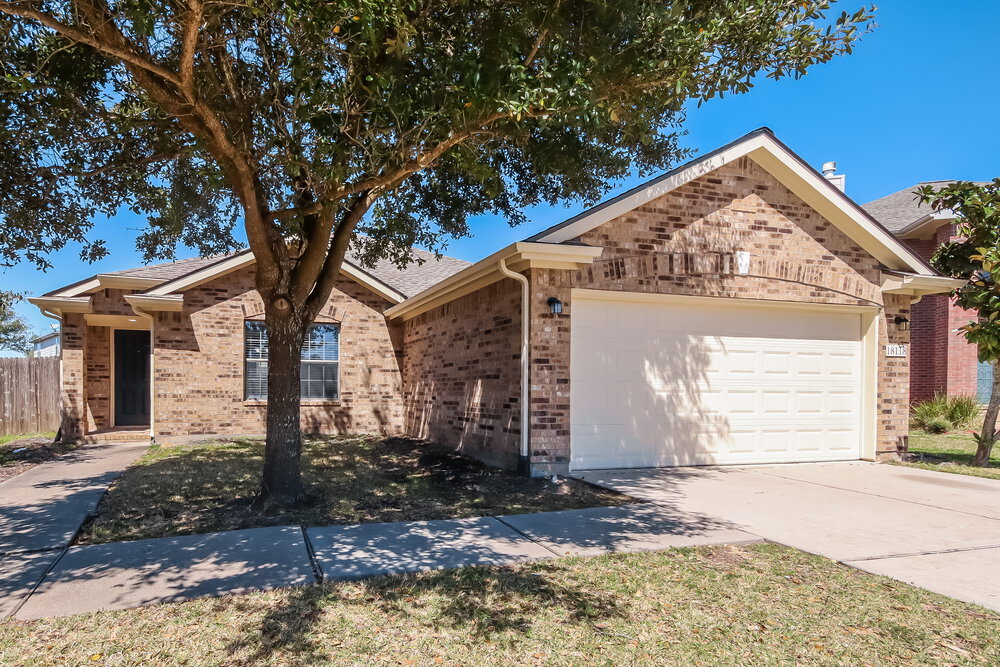 Foto principal - 18118 Shady Cypress Ln