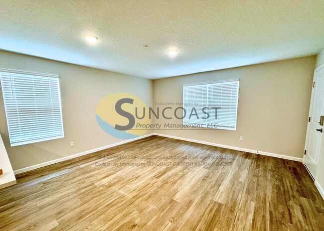 Foto del edificio - NEW & Stylish Apts West Jax!