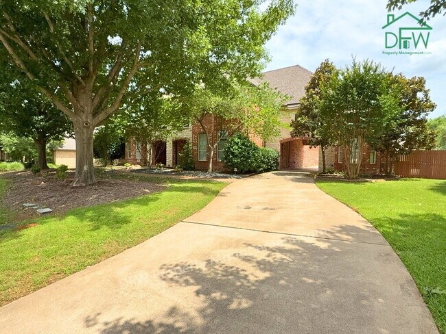 Foto del edificio - Carroll ISD - 5-Bedroom Home with Poll & Spa
