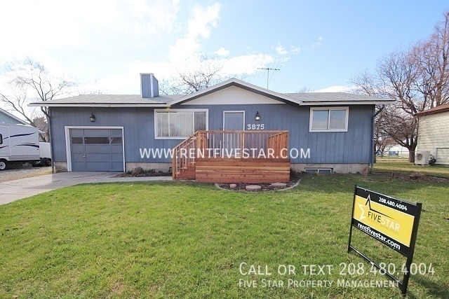 Primary Photo - 3875 Northern Lights Dr