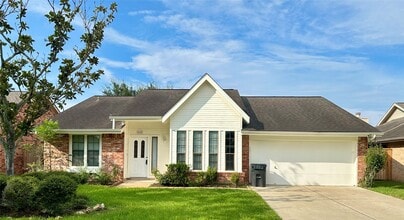 Building Photo - 2127 Greencove Ln