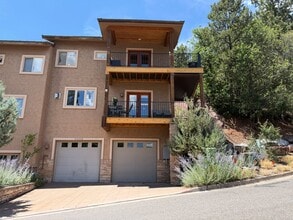 Building Photo - 3203 W 7th Ave