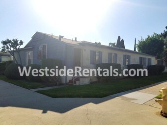 Primary Photo - 12415 Cedar Ave