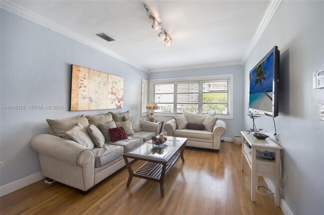 Foto del edificio - 36 Almeria Ave