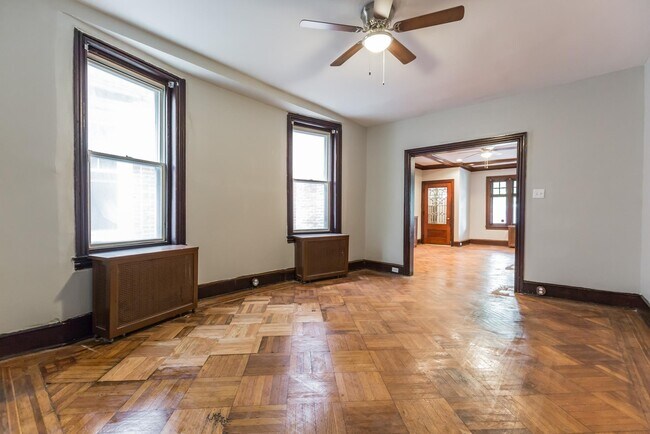 Foto del edificio - 5425 Cedar Ave