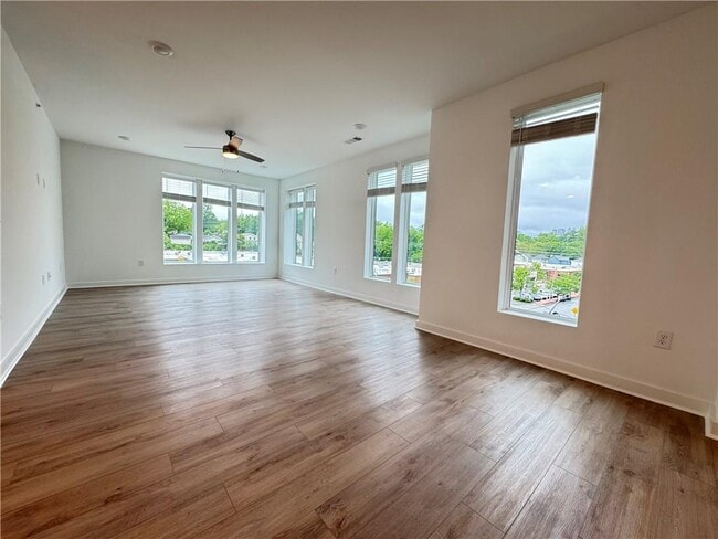 Building Photo - 371 Grant Cir SE