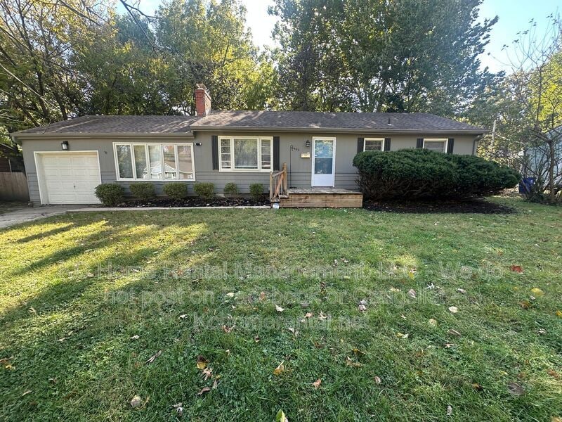 Primary Photo - 6401 W 72nd Terrace