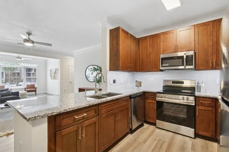 Building Photo - Avana Portico