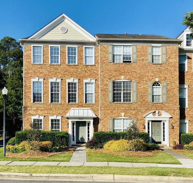 Heart of Ballantyne! Beautiful End Unit T... - Heart of Ballantyne!  Beautiful End Unit T... Apartment