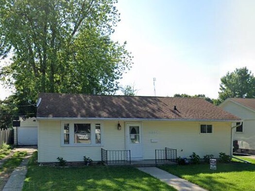 Primary Photo - 6328 49th Ave