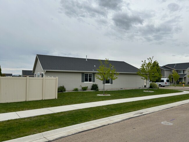 Foto del edificio - 11416 W Colorado River St