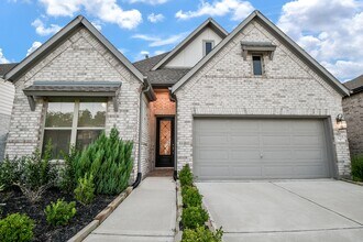 Building Photo - 1215 Carswell Grove Dr