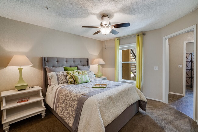 3 Bedroom - 3 Bed / 2 Bath - 1,081 Sq.Ft. - The Carrington at Four Corners