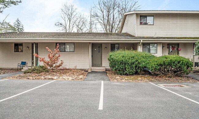 Foto del edificio - 341 Oak St