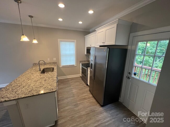 Foto del edificio - 1086 20th St NE