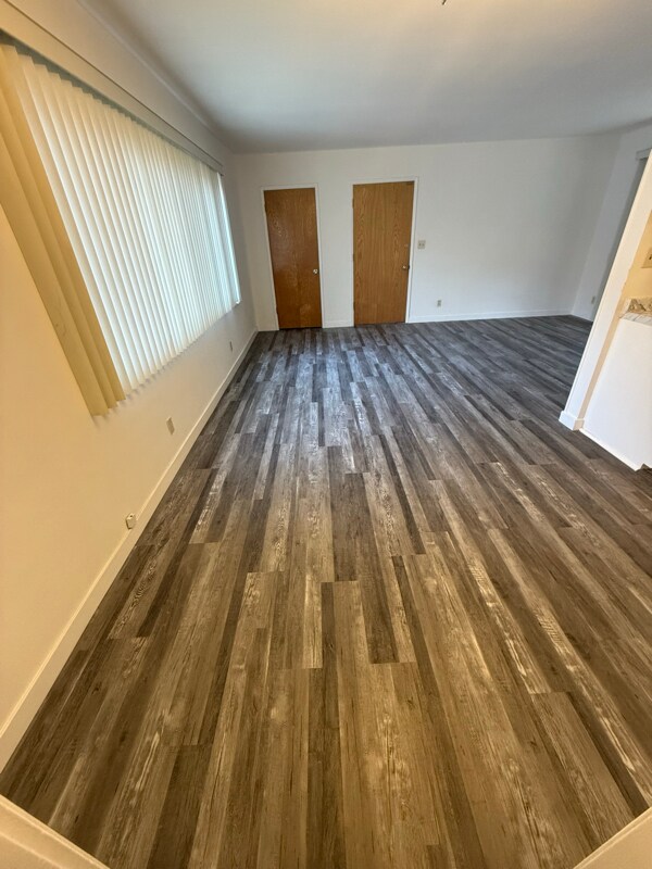 Foto del edificio - 1549 Princeton St