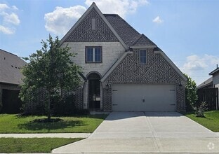Building Photo - 5614 Vintage Oaks Ln