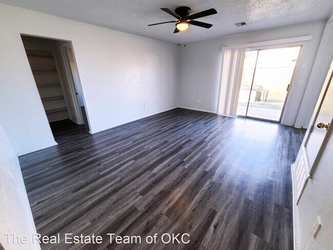 Building Photo - 3 br, 2 bath House - 407 Lotus Ave