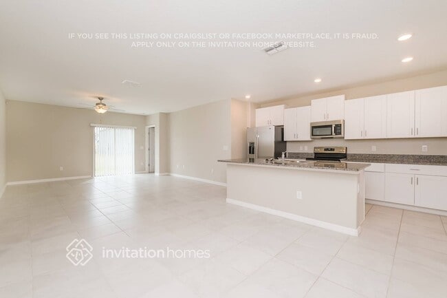 Building Photo - 2257 Jungle Dr