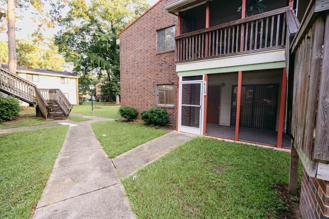 Building Photo - Cute 2 Bed 1 Bath condo in Mystic Woods