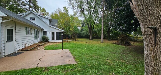 Foto del edificio - 4823 County Road R