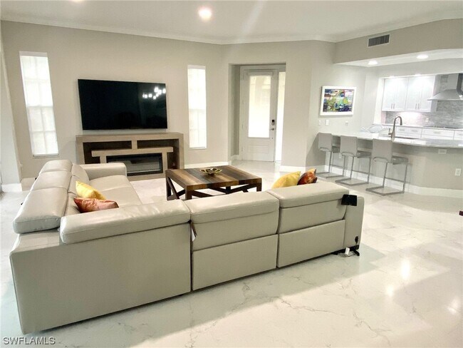 Foto del edificio - 330 Grove Ct