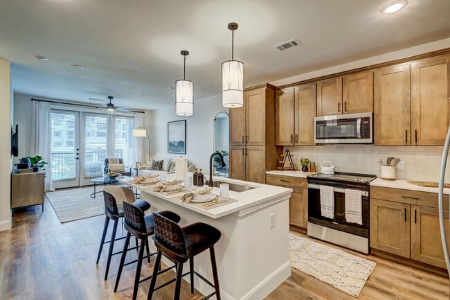 Asher Towne Lake apartments — community photo - Asher Towne Lake
