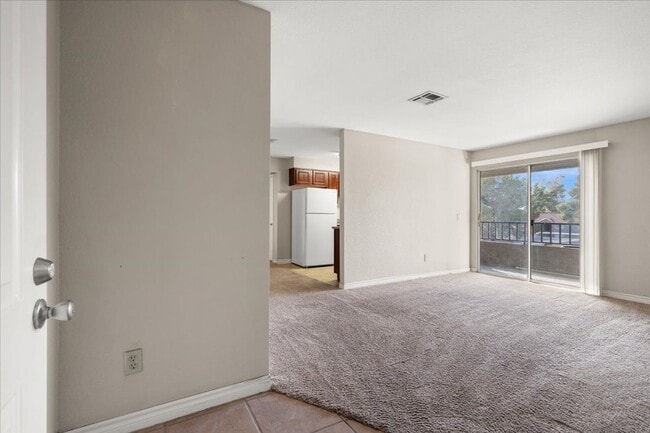 Building Photo - Fabulous Home!